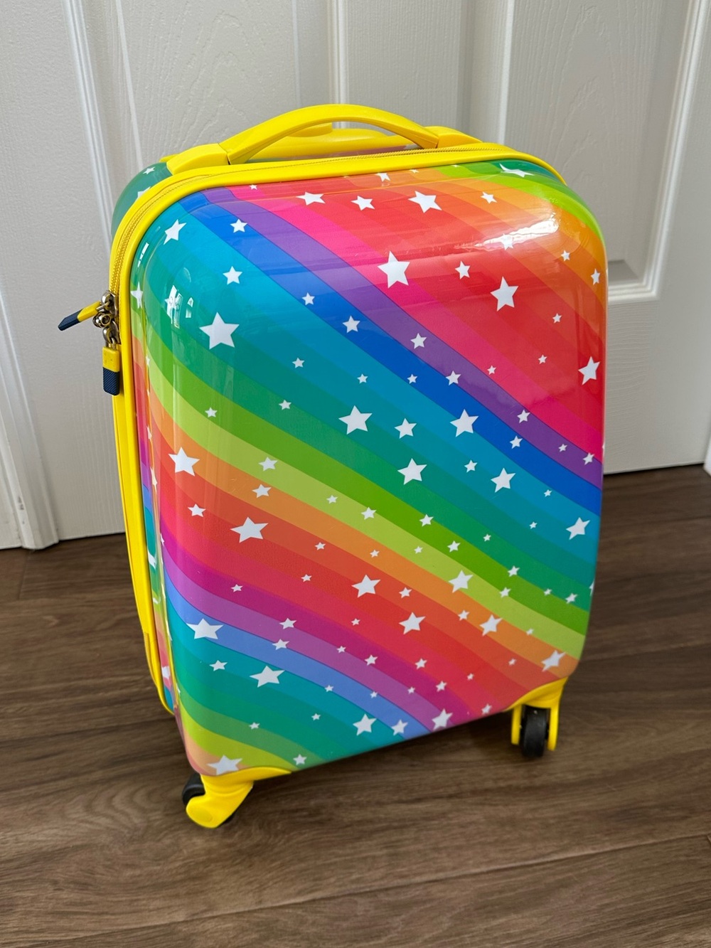 Adorable Kids Rainbow Star Hardshell Suitcase Luggage